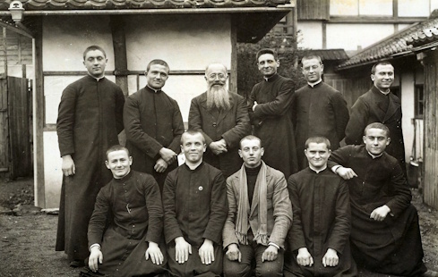 1930NQ嗄̐_wZł̐_w